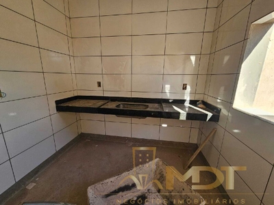 Casa, 2 quartos, 65 m² - Foto 1