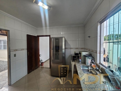 Casa, 3 quartos, 140 m² - Foto 2