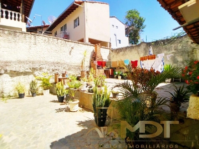 Casa, 5 quartos, 300 m² - Foto 1