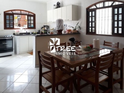 Casa, 3 quartos, 300 m² - Foto 2