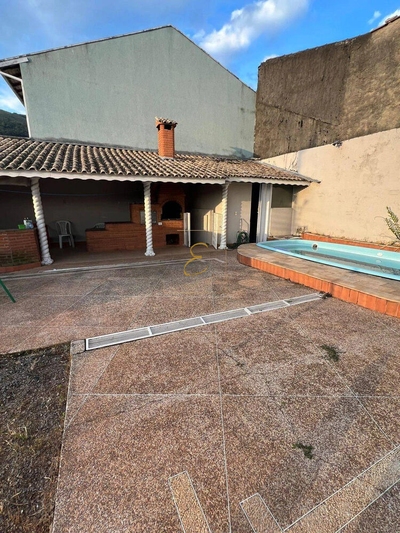 Casa, 3 quartos, 268 m² - Foto 2