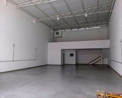 Depósito-Galpão, 210 m² - Foto 1