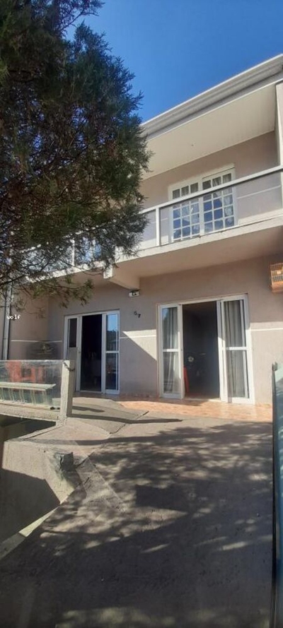 Sobrado, 3 quartos, 163 m² - Foto 1