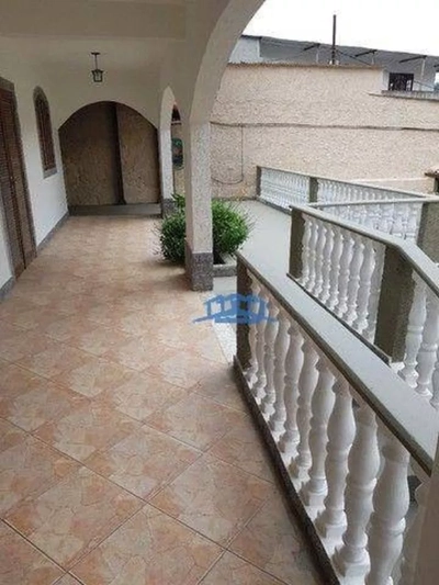 Casa, 4 quartos, 270 m² - Foto 2