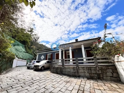 Casa, 5 quartos, 410 m² - Foto 1