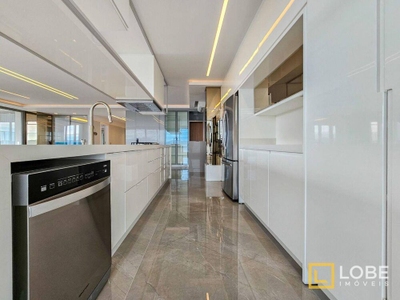 Cobertura, 3 quartos, 318 m² - Foto 4