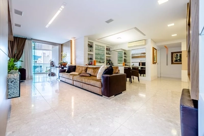 Apartamento, 3 quartos, 213 m² - Foto 4