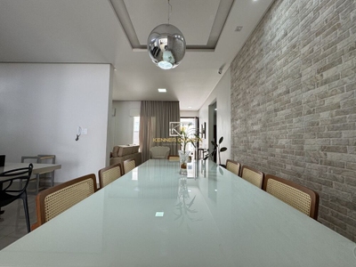 Casa, 3 quartos, 243 m² - Foto 4