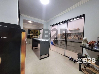 Casa, 3 quartos, 235 m² - Foto 1