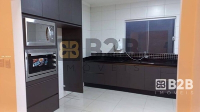 Casa, 3 quartos, 250 m² - Foto 2