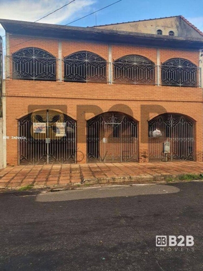 Casa, 4 quartos, 298 m² - Foto 1