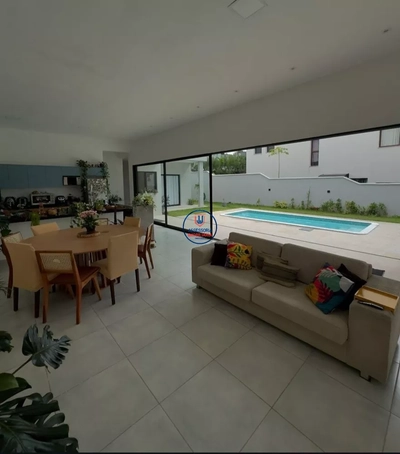 Casa, 4 quartos, 250 m² - Foto 1