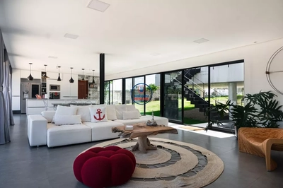 Casa, 5 quartos, 317 m² - Foto 1