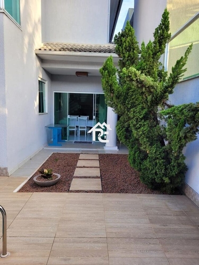 Casa, 4 quartos, 257 m² - Foto 2