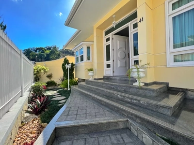 Casa, 5 quartos, 238 m² - Foto 3