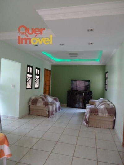 Casa, 3 quartos, 159 m² - Foto 1