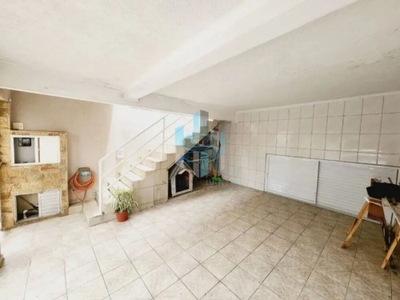 Casa, 2 quartos, 200 m² - Foto 2