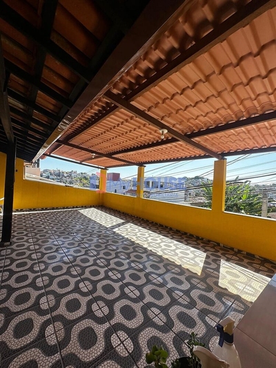 Casa, 3 quartos, 183 m² - Foto 1