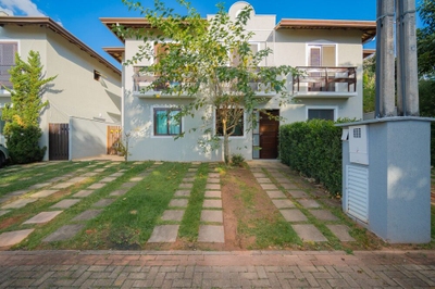 Casa, 2 quartos, 59 m² - Foto 1