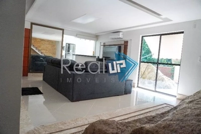 Casa, 4 quartos, 220 m² - Foto 2