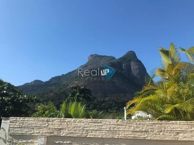 Cobertura, 4 quartos, 274 m² - Foto 2