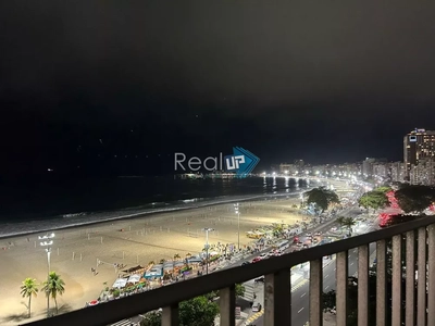 Apartamento, 3 quartos, 132 m² - Foto 2