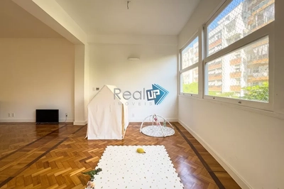 Apartamento, 3 quartos, 220 m² - Foto 4