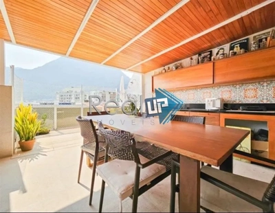 Cobertura, 3 quartos, 230 m² - Foto 1