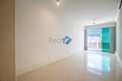 Cobertura, 3 quartos, 230 m² - Foto 2