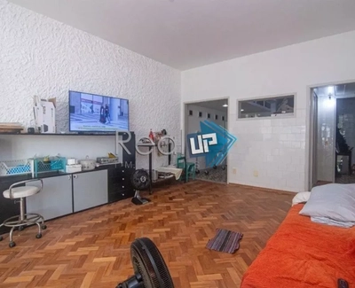 Apartamento, 3 quartos, 271 m² - Foto 2