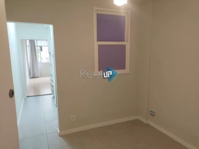 Apartamento, 1 quarto, 32 m² - Foto 1