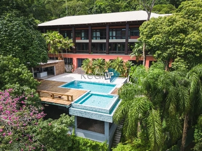 Casa, 10 quartos, 2184 m² - Foto 1