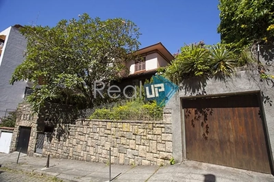 Casa, 4 quartos, 380 m² - Foto 1