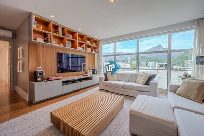 Apartamento, 3 quartos, 159 m² - Foto 1