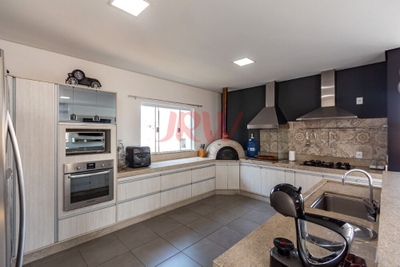 Casa, 4 quartos, 360 m² - Foto 1