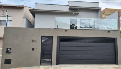 Casa, 3 quartos, 160 m² - Foto 1