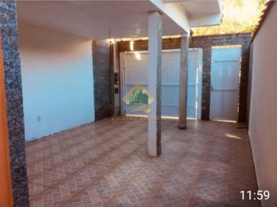 Sobrado, 5 quartos, 240 m² - Foto 1