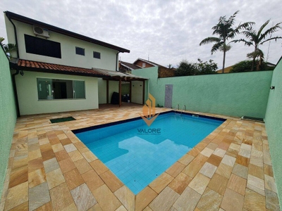 Casa, 3 quartos, 238 m² - Foto 1