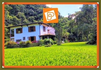 Casa, 6 quartos, 294 m² - Foto 1