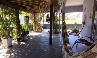 Casa, 3 quartos, 203 m² - Foto 2