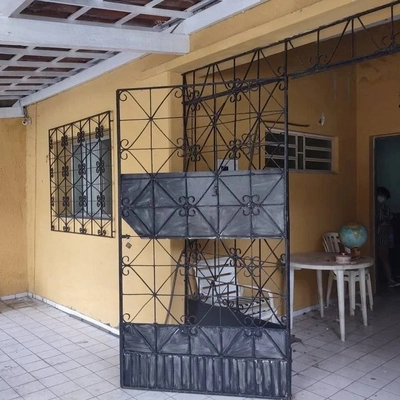 Casa, 2 quartos, 204 m² - Foto 1