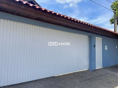 Casa, 2 quartos, 200 m² - Foto 1