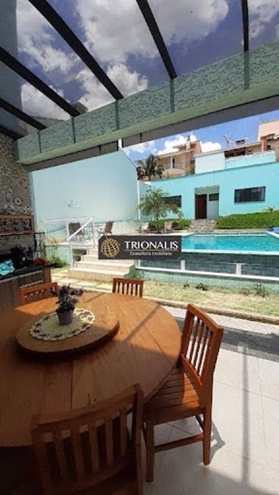 Casa, 3 quartos, 330 m² - Foto 1