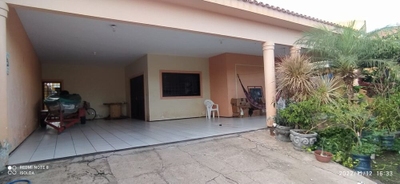 Casa, 4 quartos, 429 m² - Foto 1