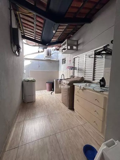 Casa, 3 quartos, 220 m² - Foto 2