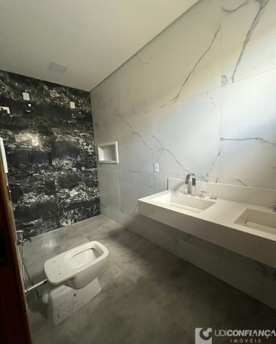 Casa, 3 quartos, 205 m² - Foto 4