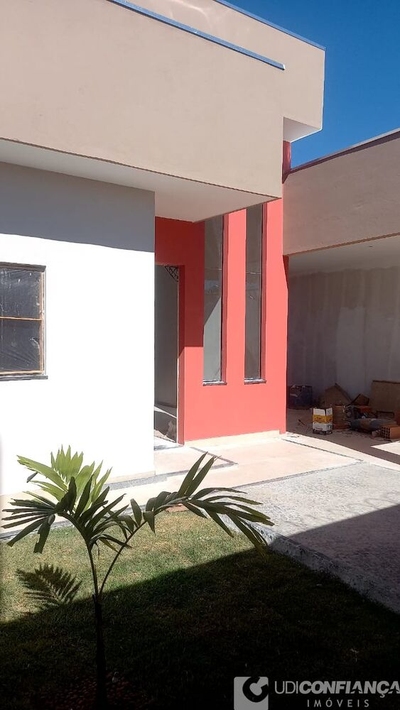 Casa, 3 quartos, 114 m² - Foto 1