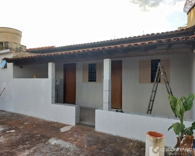 Casa, 2 quartos, 70 m² - Foto 1