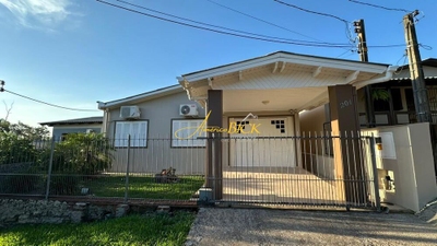 Casa, 3 quartos, 108 m² - Foto 1