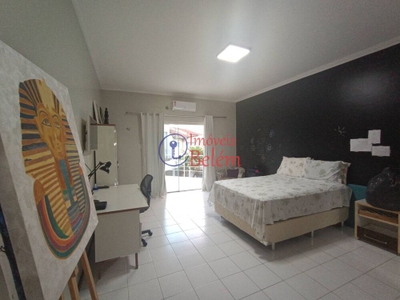Casa, 4 quartos, 240 m² - Foto 4
